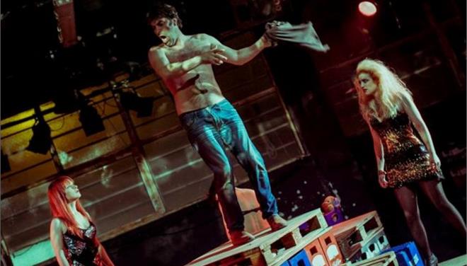 «Καζιμίρ και Καρολίνα» και του χρόνου!