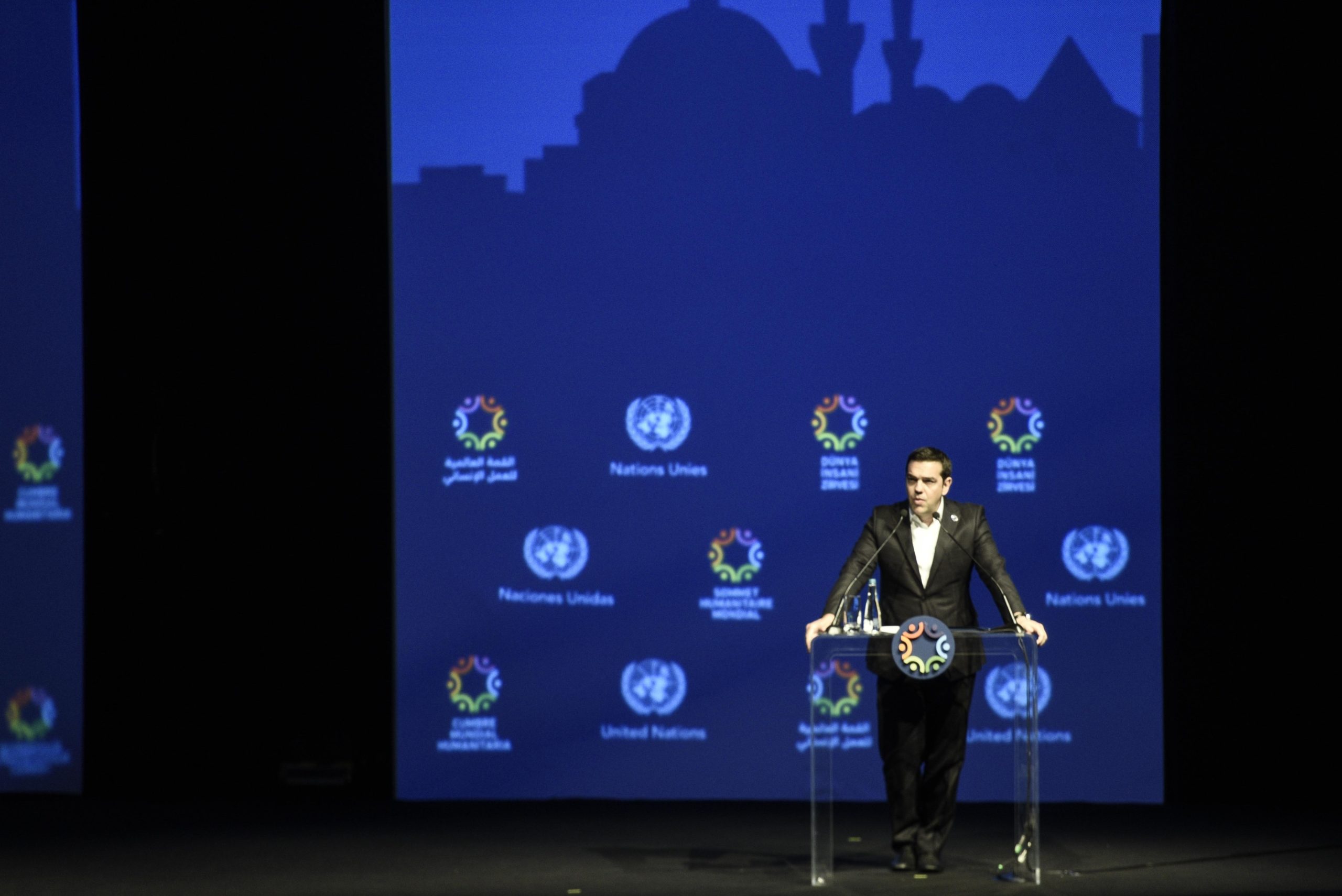 Ο Τσίπρας για το προσφυγικό: Δυστυχώς η πρόοδος της μετεγκατάστασης είναι εξαιρετικά φτωχή