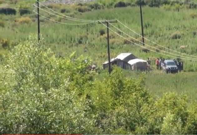 Σε αυτό τον στάβλο έγινε το άγριο έγκλημα που συντάραξε τη Θεσπρωτία – ΒΙΝΤΕΟ