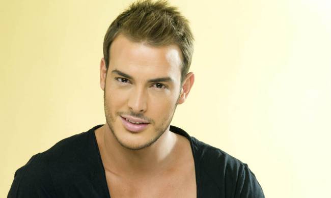 Η selfie του Σάκη Αρσενίου στο κρεβάτι – ΦΩΤΟ