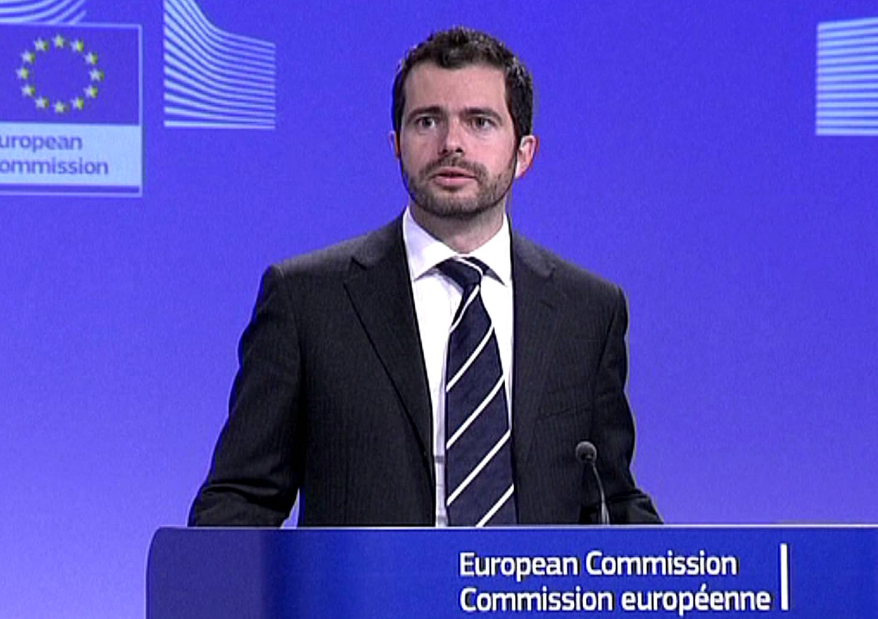 Ο εκπρόσωπος του Μοσκοβισί twittάρει… Ζορμπά – ΦΩΤΟ