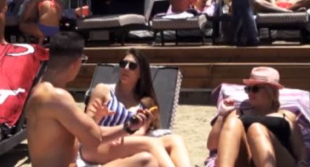 Όταν ο “Αγάπη Μόνο” φλέρταρε γνωστές παρουσιάστριες – ΒΙΝΤΕΟ