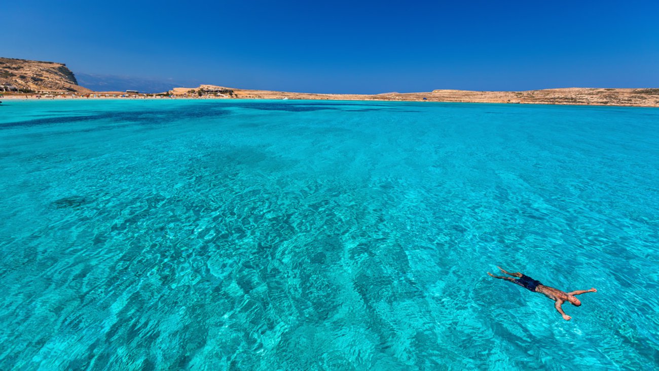 Οι 8 καλύτερες «μυστικές» παραλίες στην Ελλάδα