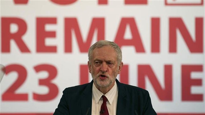 BBC: Πρόταση μομφής από δύο μέλη των Εργατικών κατά του Κόρμπιν