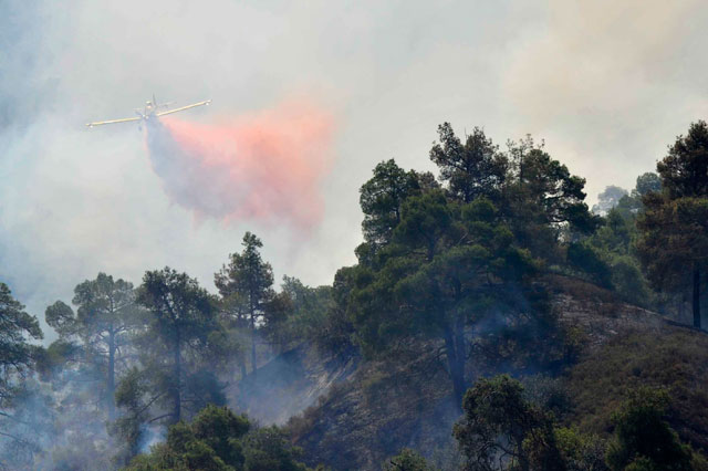 Εκτός ελέγχου ξανά τα πύρινα μέτωπα στην Κύπρο – ΦΩΤΟ