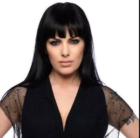 Στα μαύρα το προφίλ της Sunny Μπαλτζή