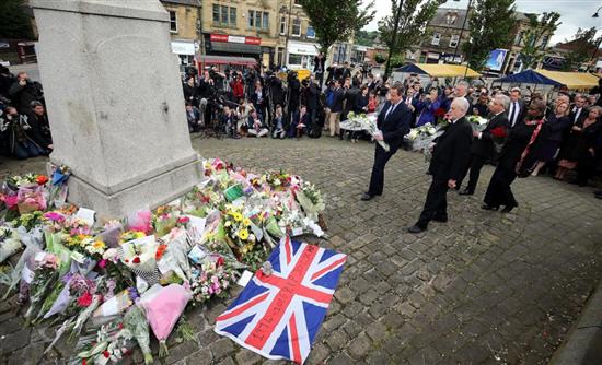 Brexit: Αλλάζει το κλίμα στη σκιά της δολοφονίας