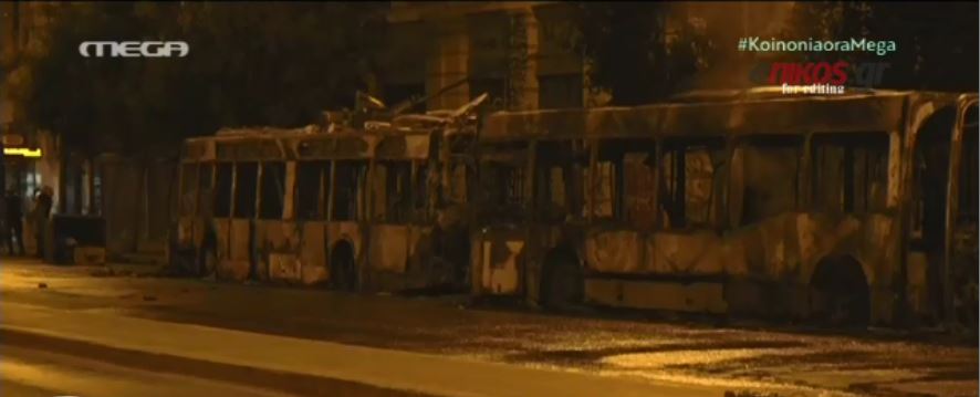 “Το λεωφορείο είχε 15 επιβάτες όταν πυρπολήθηκε” – ΒΙΝΤΕΟ