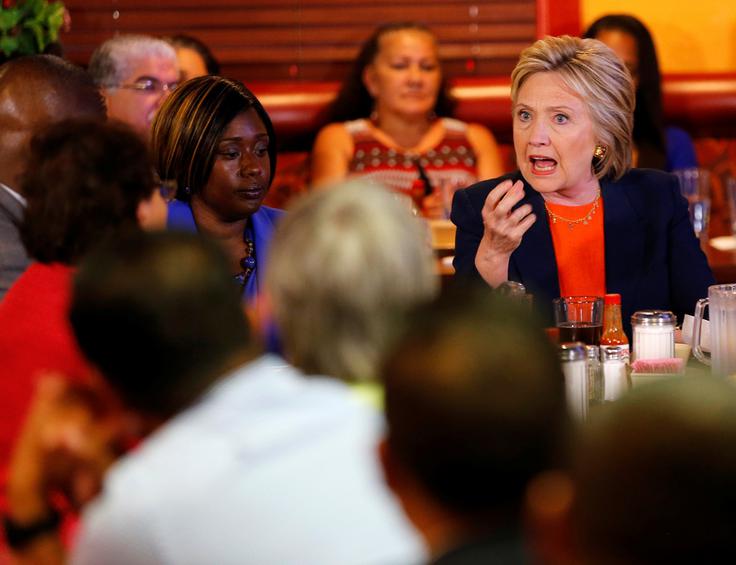 Προβάδισμα Χίλαρι έναντι Τραμπ στην πρόθεση ψήφου