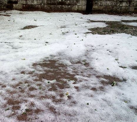 Ισχυρή χαλαζόπτωση στα Τρίκαλα – ΦΩΤΟ – ΒΙΝΤΕΟ