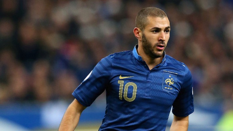 Ο Μπενζεμά κατά του Ντεσάν: “Με απέκλεισε λόγω των ρατσιστών”