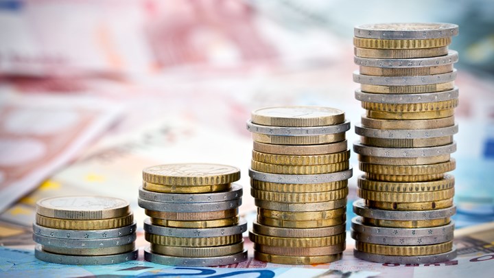 Στα 6,7 δις ευρώ τα χρέη του Δημοσίου προς τους ιδιώτες τον Απρίλιο