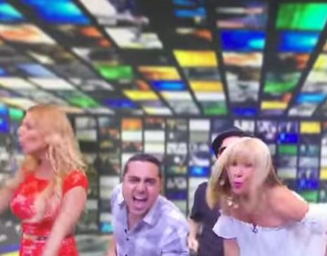 Το αποκαλυπτικό “ατύχημα” της παρουσιάστριας – ΒΙΝΤΕΟ