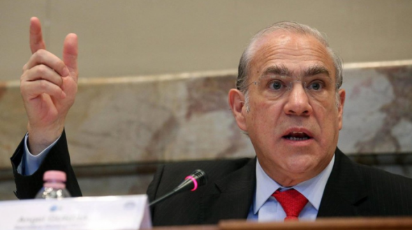 Γκουρία: Επιτακτική ανάγκη η ελάφρυνση του ελληνικού χρέους