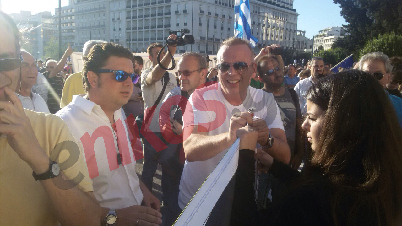 Ο Τσουκαλαδάκης των “παραιτηθείτε” για τον Νεφελούδη: Αν είχε τσίπα θα είχε παραιτηθεί