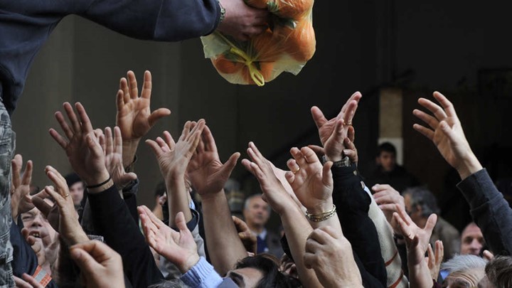 ΕΛΣΤΑΤ: Κινδυνεύει από τη φτώχεια το 35,7% του πληθυσμού