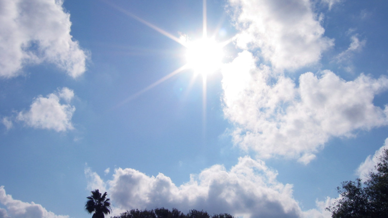 Αίθριος ο καιρός σήμερα – Ηλιοφάνεια και μικρή άνοδος της θερμοκρασίας