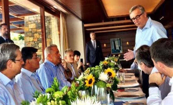 Στην Αθήνα ο Γιούνκερ – Γεύμα με Αβραμόπουλο και Σαμαρά