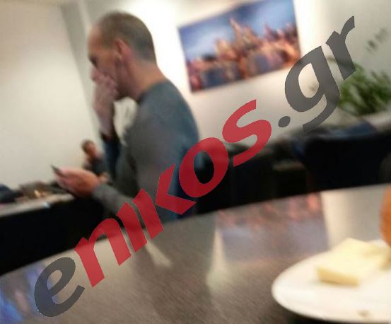 Το νέο ταξίδι του Βαρουφάκη – ΦΩΤΟ