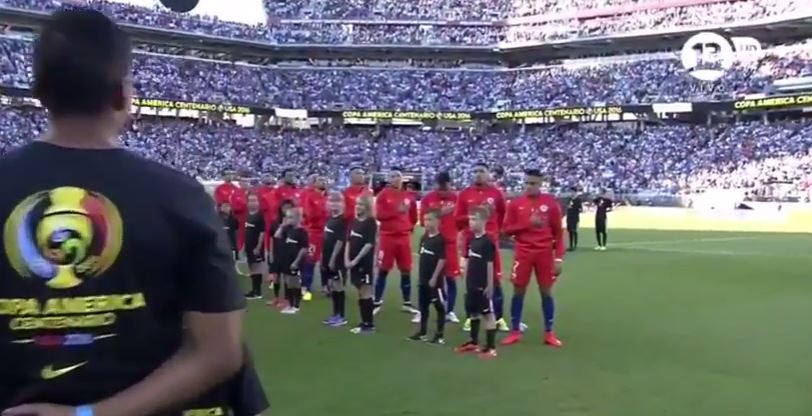 Νέα γκάφα στο Copa America με τον ύμνο της Χιλής – BINTEO