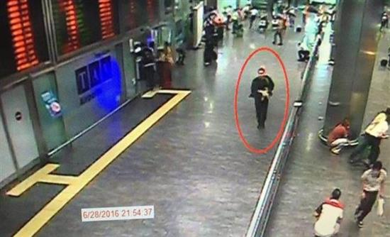 Η εθνικότητα των καμικάζι που αιματοκύλησαν το αεροδρόμιο Ατατούρκ