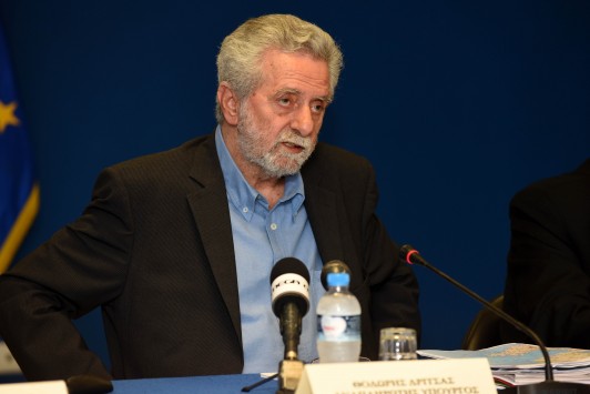 Άκαρπη η συνάντηση Δρίτσα – εργαζομένων στα λιμάνια – Συνεχίζονται οι κινητοποιήσεις