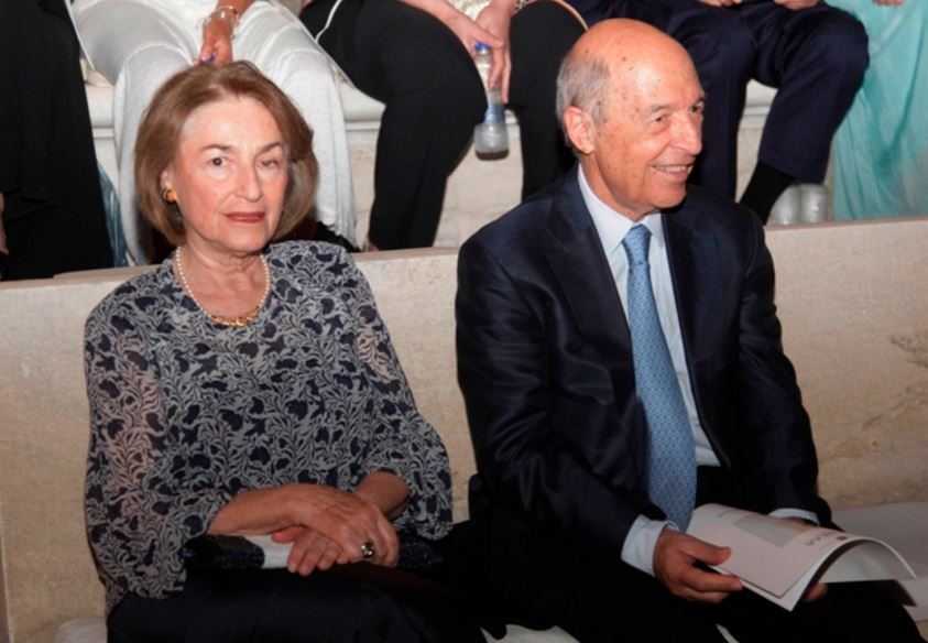 Ο Σημίτης και η Δάφνη στη Μύκονο