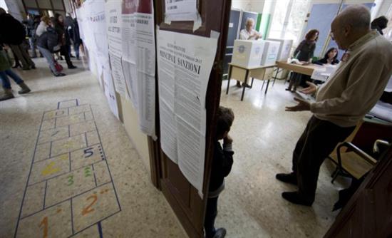 Ιταλία – Εκλογές: Κανένας υποψήφιος δήμαρχος των μεγάλων πόλεων δεν εκλέγεται από τον α’ γύρο