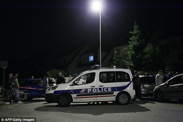 Ο ISIS πίσω από την διπλή δολοφονία στο Παρίσι – BINTEO