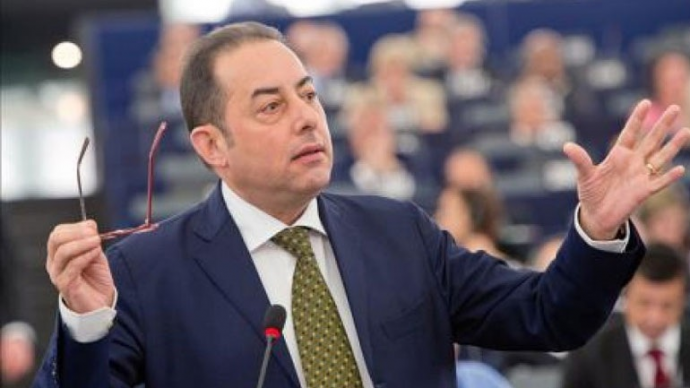 Πιτέλα: Η πολιτική της λιτότητας είναι υπεύθυνη για την κρίση στην Ευρώπη