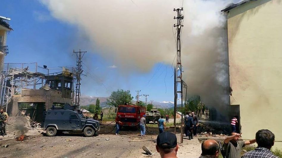 ΦΩΤΟ από το σημείο της έκρηξης στην Τουρκία