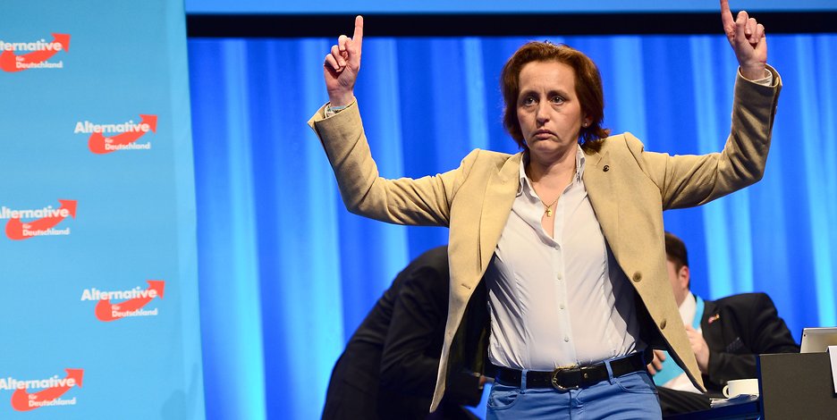 Έκλαψε από χαρά η αντιπρόεδρος του AfD λόγω Brexit