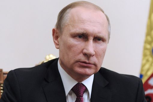 Πούτιν: Ο Κάμερον προσπαθεί να εκβιάσει ή να τρομάξει την Ευρώπη