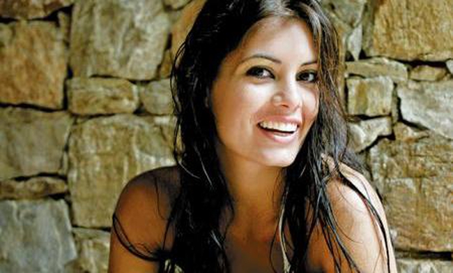 Η εκπληκτική ομοιότητα της Μαρίας Κορινθίου με τη μητέρα της – ΦΩΤΟ