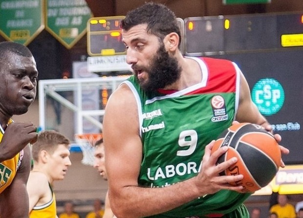 Κοντά στην Εφές ο Μπουρούσης