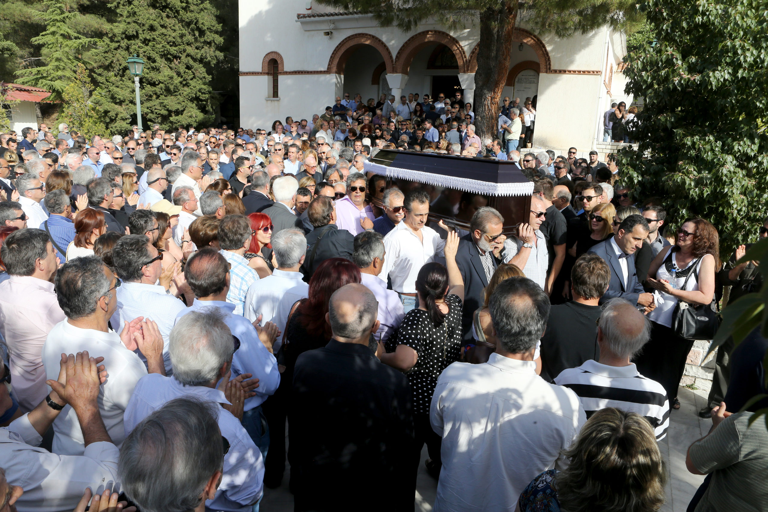 Το τελευταίο «αντίο» στον Γιώργο Παναγιωτακόπουλο – ΦΩΤΟ