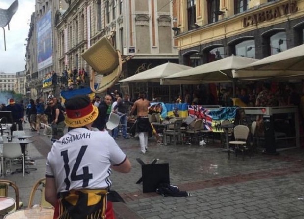Συμπλοκές μεταξύ Γερμανών και Ουκρανών – ΒΙΝΤΕΟ