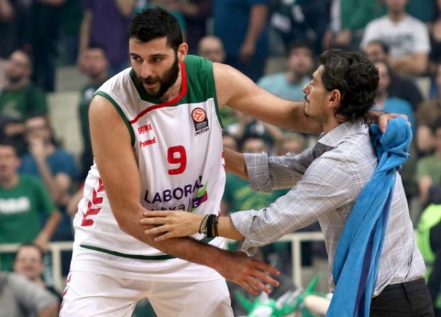 Περιμένει την απάντηση του Μπουρούση ο Παναθηναϊκός