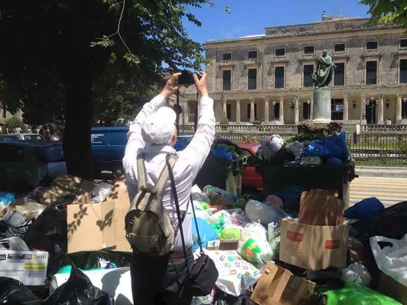 Τραγική η κατάσταση στην Κέρκυρα από τα σκουπίδια – ΦΩΤΟ