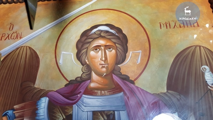 Μαρτυρίες ότι “δάκρυσε” η εικόνα του Αρχάγγελου Μιχαήλ στη Ρόδο – ΦΩΤΟ