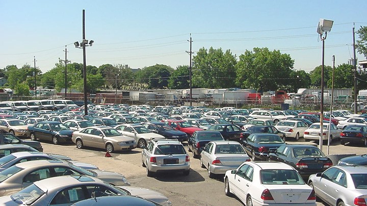 Τελωνεία: Χιλιάδες εισαγόμενα μεταχειρισμένα ΙΧ δεν μπορούν να εκτελωνιστούν