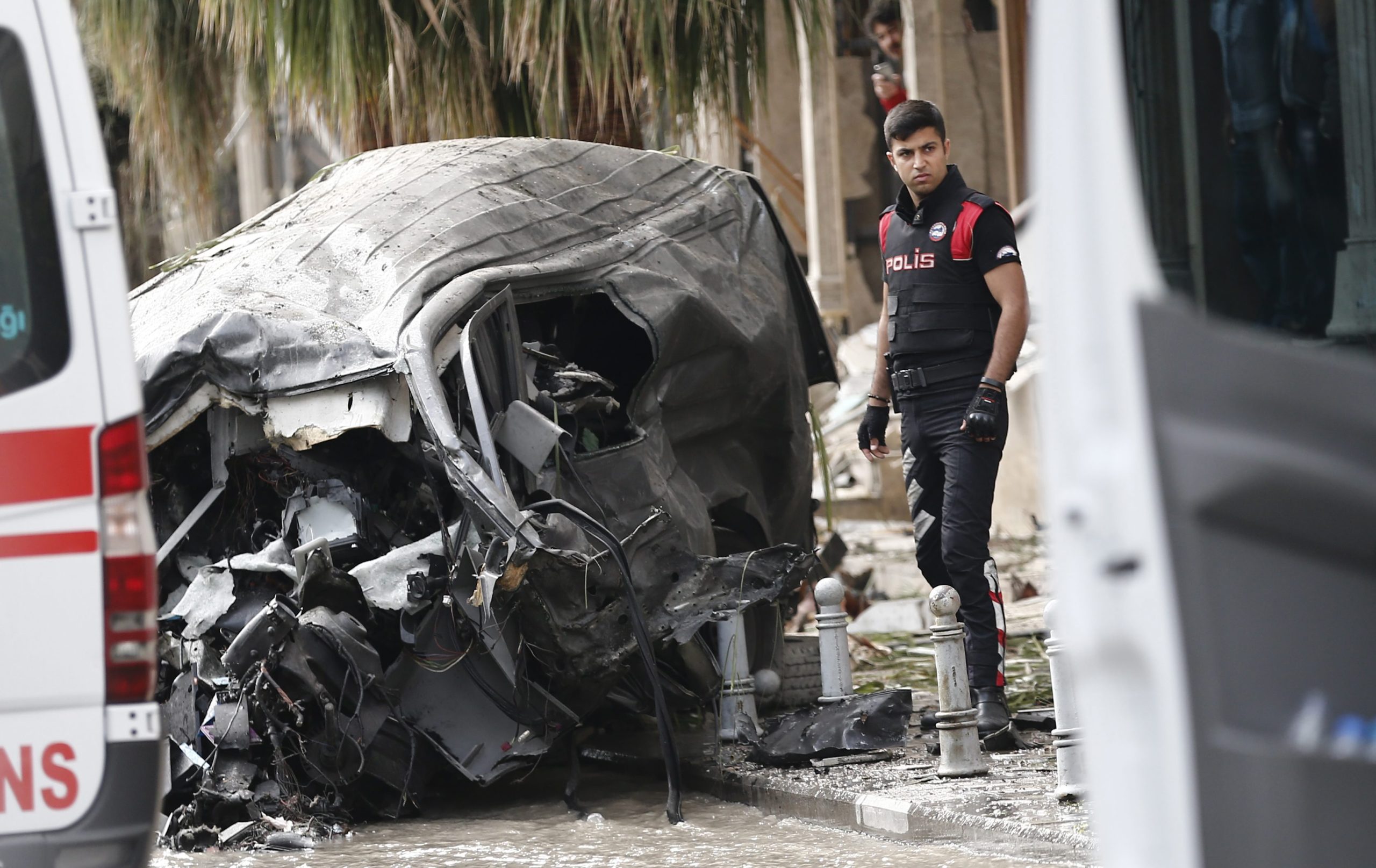 Η στιγμή της επίθεσης στην Κωνσταντινούπολη – ΒΙΝΤΕΟ