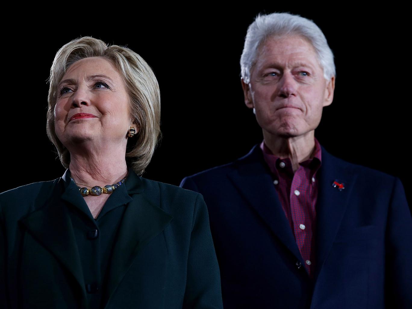 Αποκάλυψη-σοκ: Η Χίλαρι “μαύρισε” το μάτι του Κλίντον όταν έμαθε για τη Λεβίνσκι