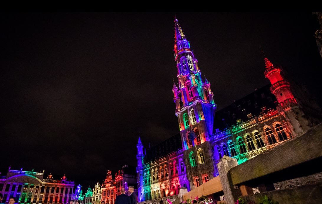 Οι Βέλγοι απέτισαν φόρο τιμής στα θύματα του Ορλάντο – ΦΩΤΟ