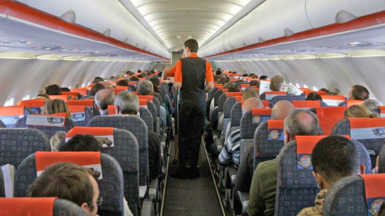 Ηράκλειο: Μεθυσμένος επιβάτης έκανε άνω κάτω την πτήση