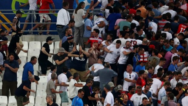 Βόμβα από την UEFA: Απειλεί με αποκλεισμό Αγγλία και Ρωσία