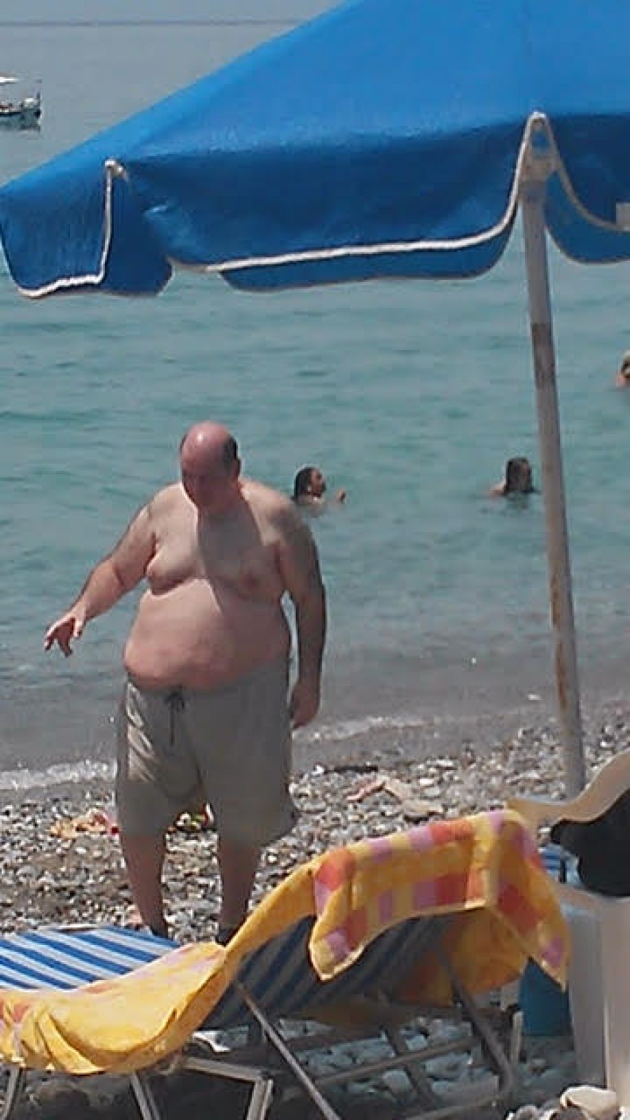 Ο Φίλης για μπάνιο στην Καλαμάτα – ΦΩΤΟ