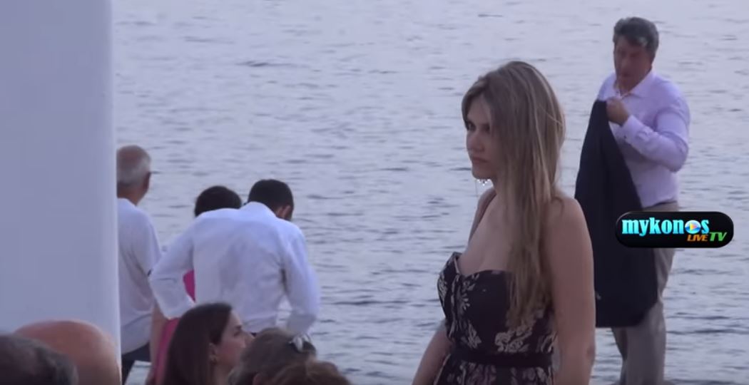 Η Εύα Καϊλή στη Μύκονο – ΒΙΝΤΕΟ