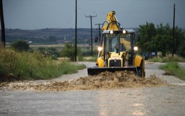 Ροδόπη: Μετρά τις πληγές της από την ισχυρή νεροποντή