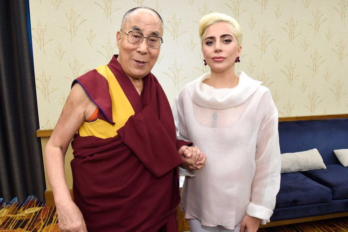 Η Lady Gaga συνάντησε τον Δαλάι Λάμα – ΦΩΤΟ